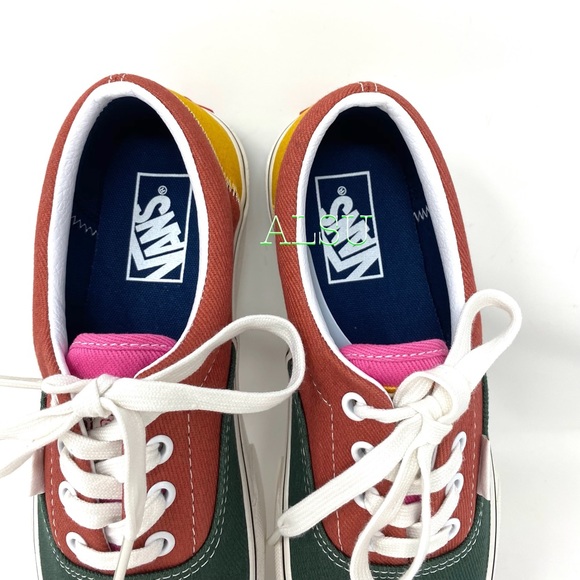 VANS Women’s Sneakers Varsity Canvas Multi - Picture 8 of 9